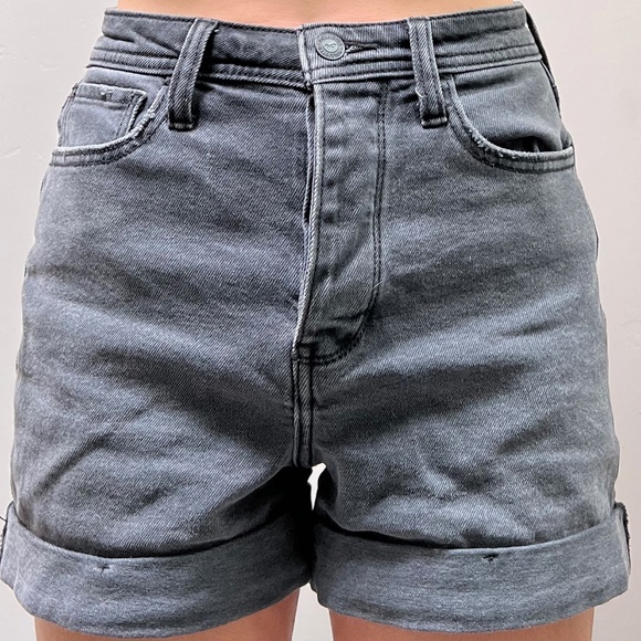 black jean shorts - Picture 6 of 6